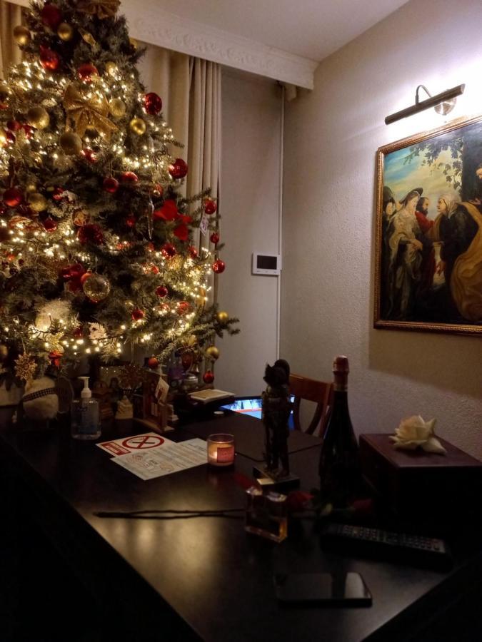 Casa Maria Roses Hotel ริชนอฟ ภายนอก รูปภาพ